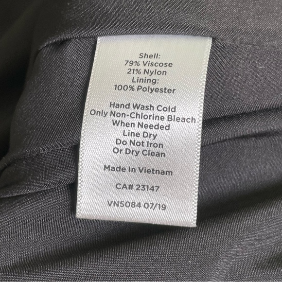 TALBOTS Black Velvet Ruched Sleeve Midi Fit & Flare Cocktail Dress LBD 16W - Picture 12 of 12